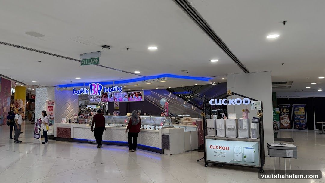 Baskin Robbins and Cuckoo Storefront