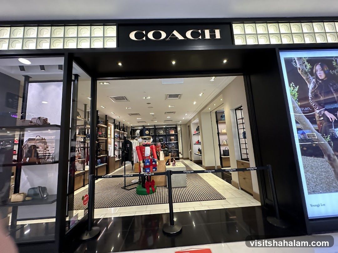 COACH