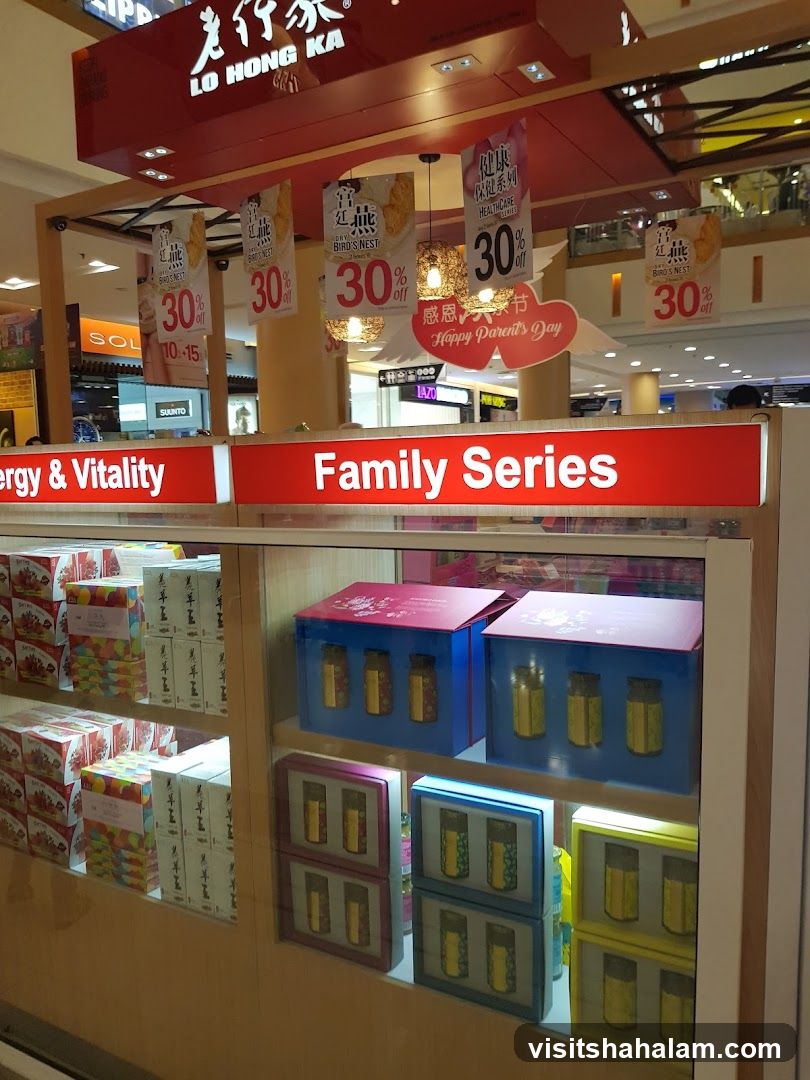 Lo Hong Ka Store Display