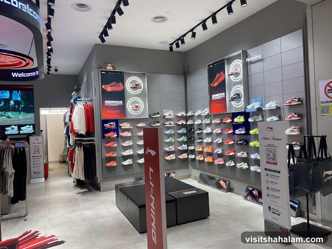 Li-Ning Store Interior