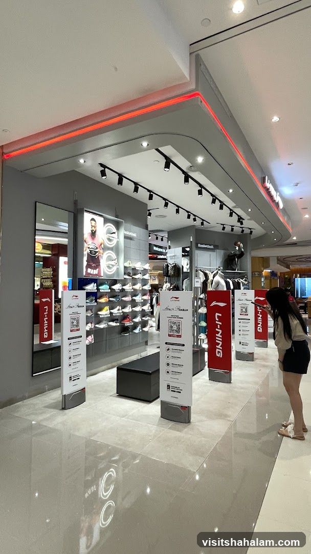 Li-Ning Store Interior