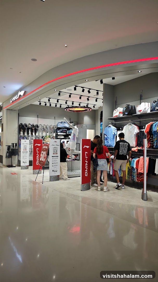 Li-Ning Store Entrance