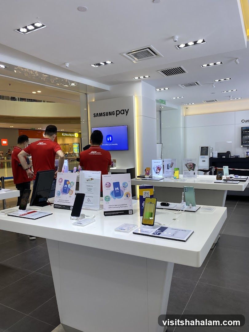 Samsung Store Interior