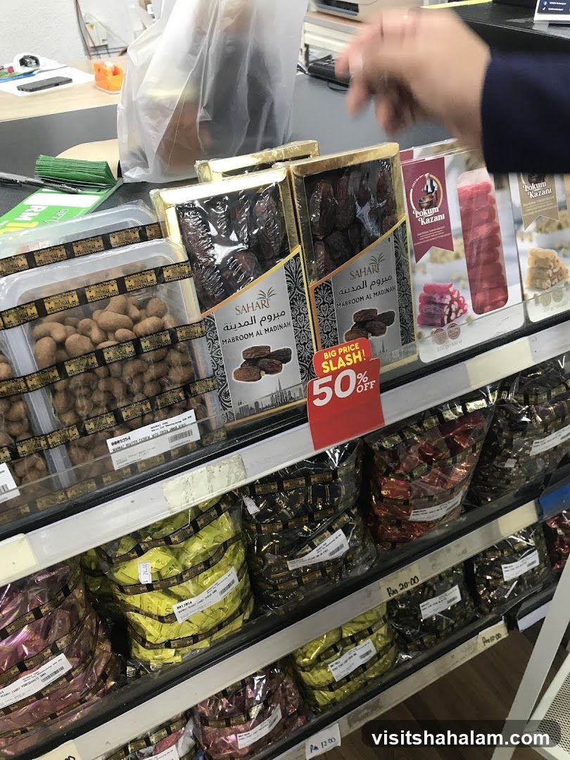 Sweets and Dates Display