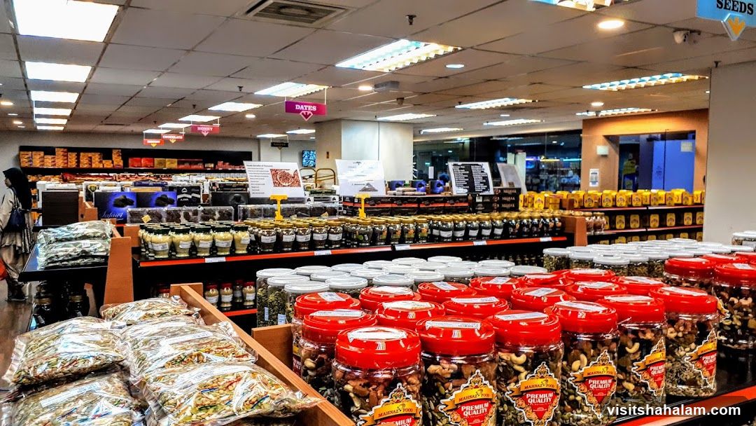 Dried Fruits and Nuts Store