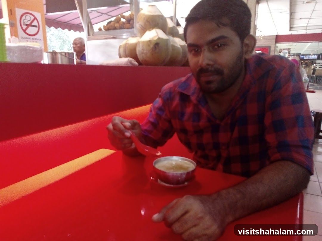 Man eating dessert