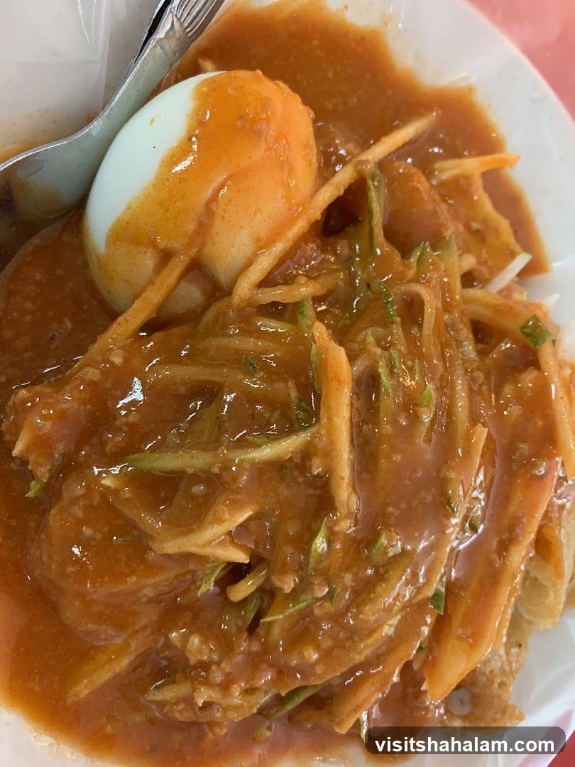 Nasi Kerabu with Egg