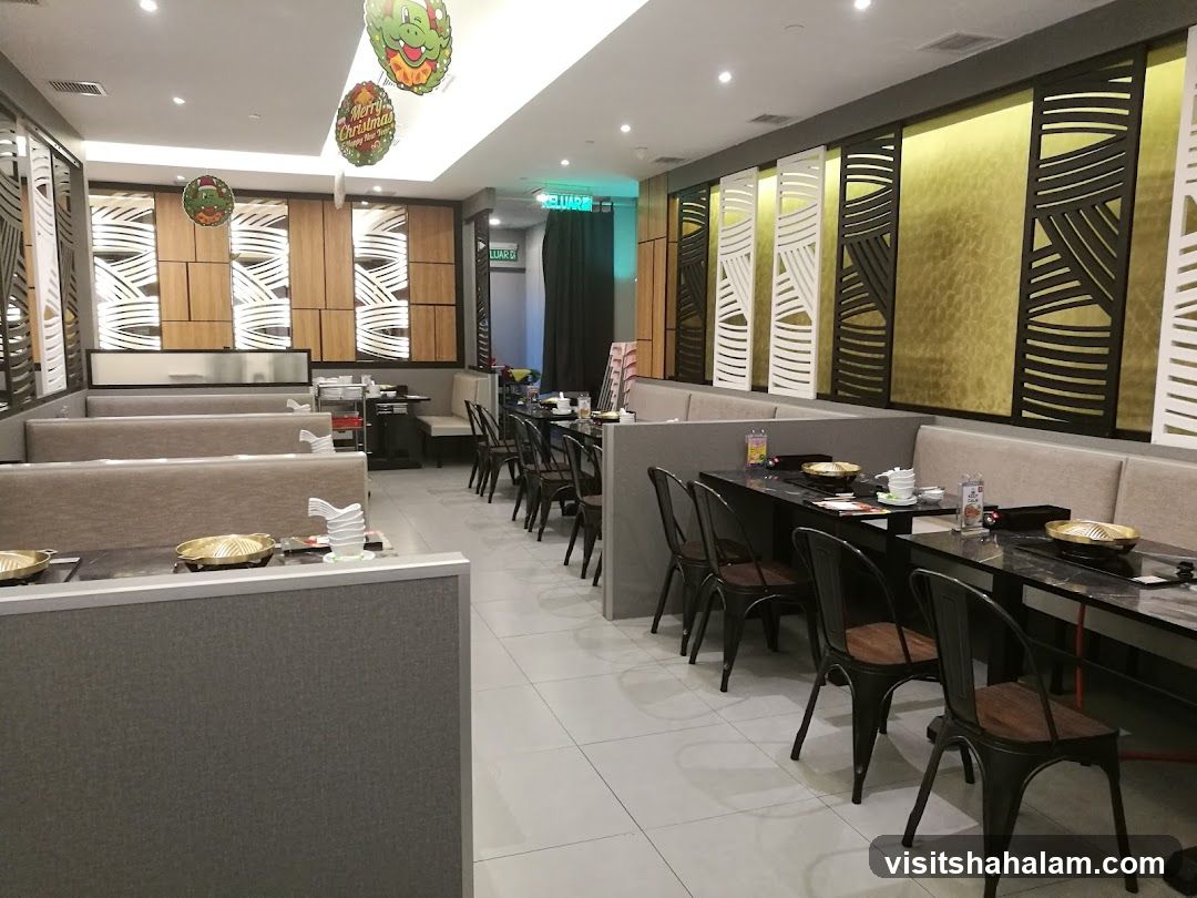 Restaurant Dining Area