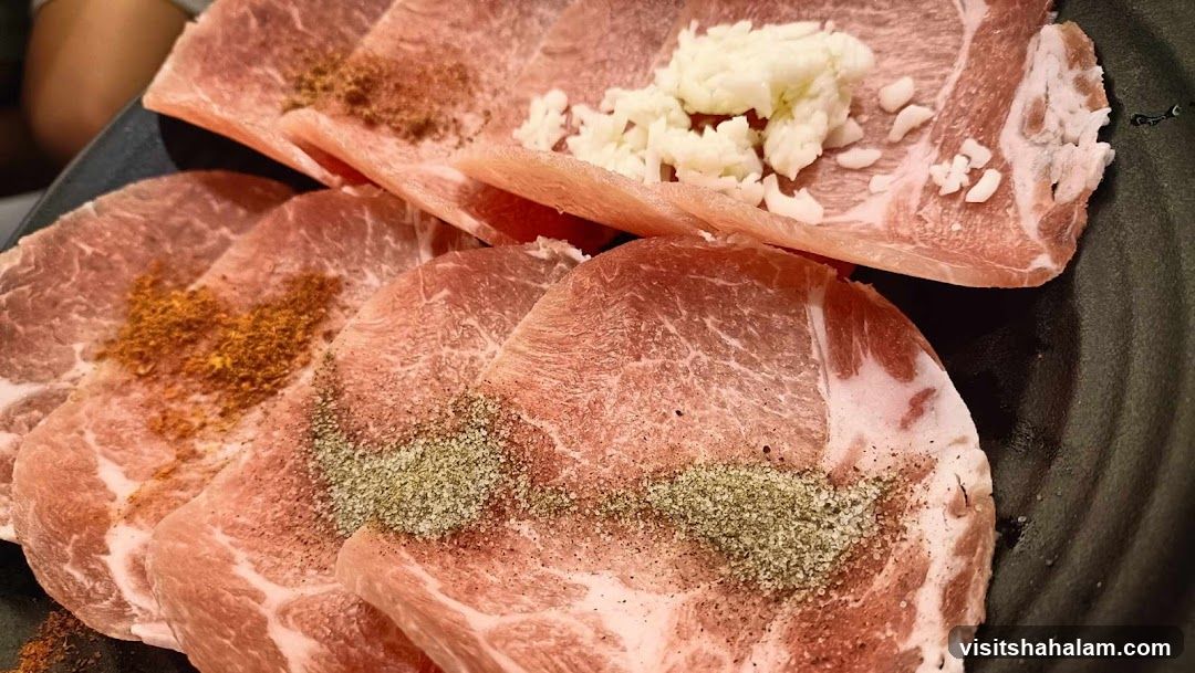 Thinly Sliced Meat with Seasonings