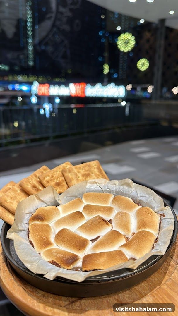 S'mores Dip with Crackers