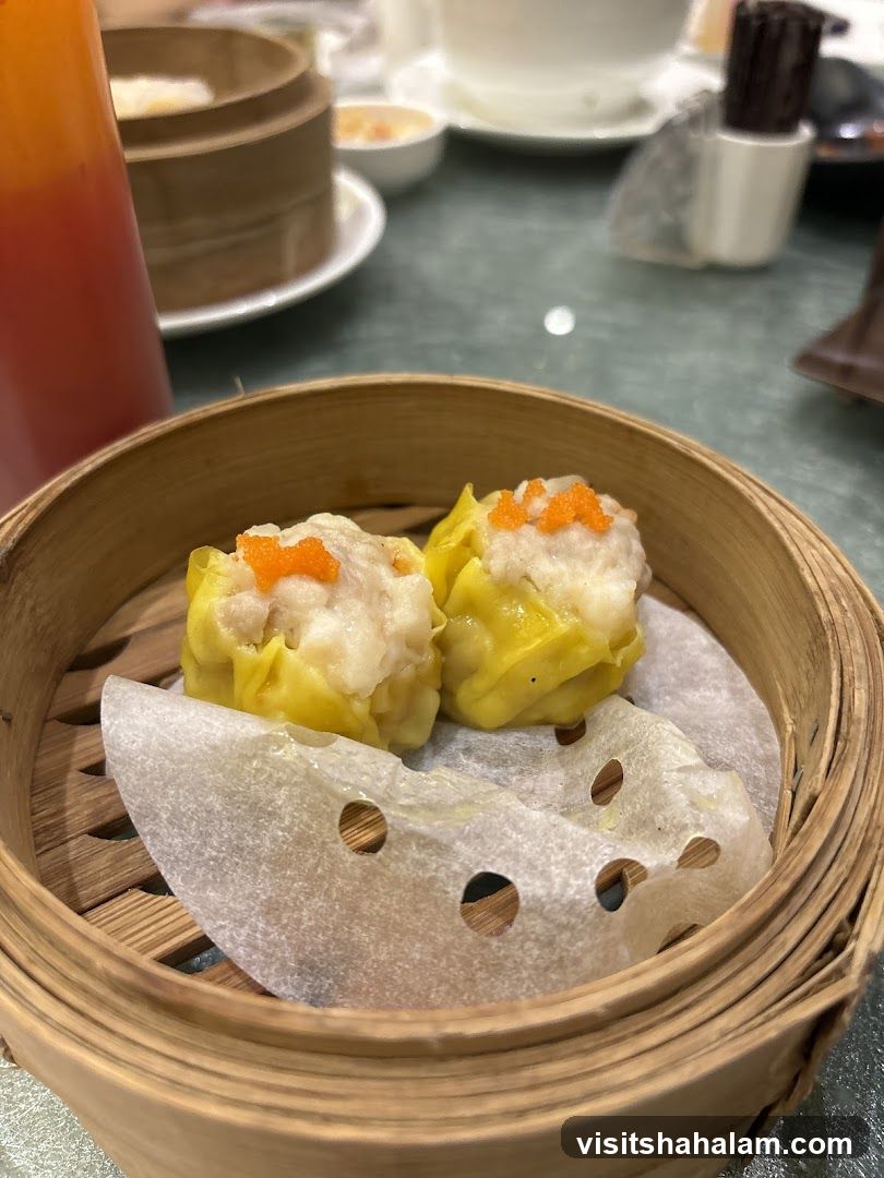 Steamed Dumplings in Bamboo Steamer