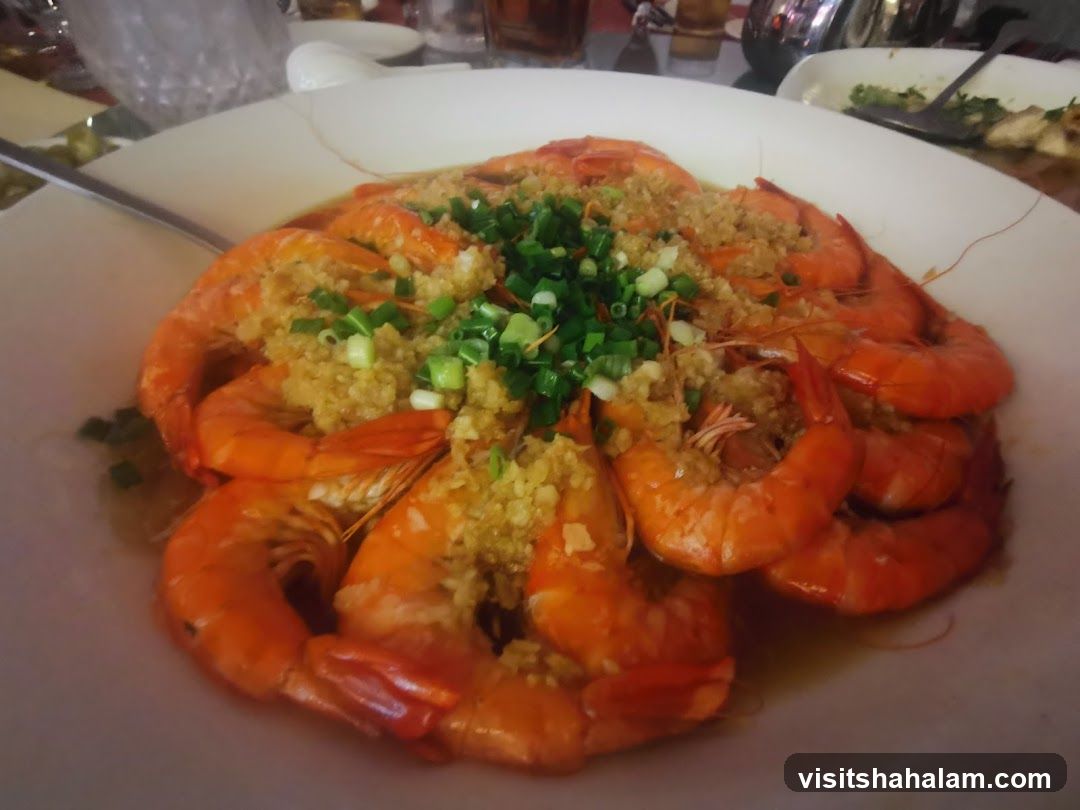 Steamed Prawns with Garlic and Scallions