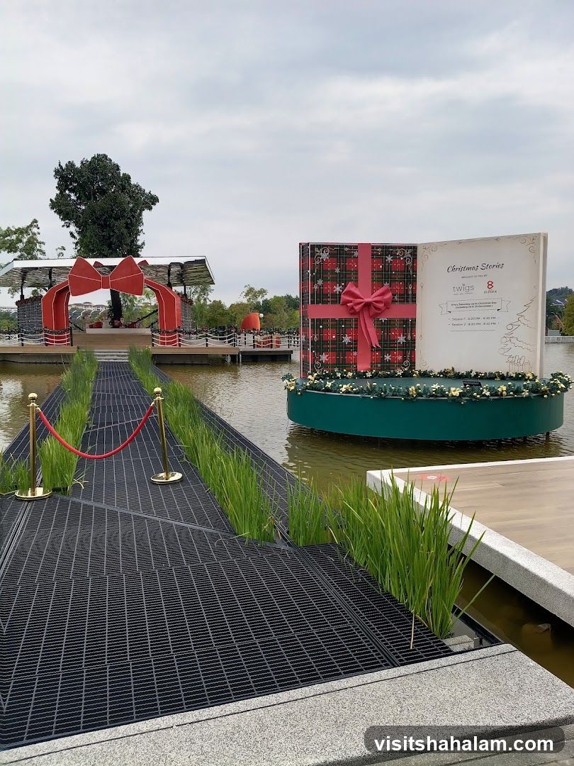 Christmas Decorations by the Water