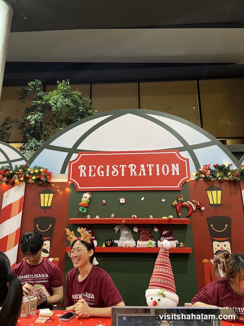 Christmas Registration Booth