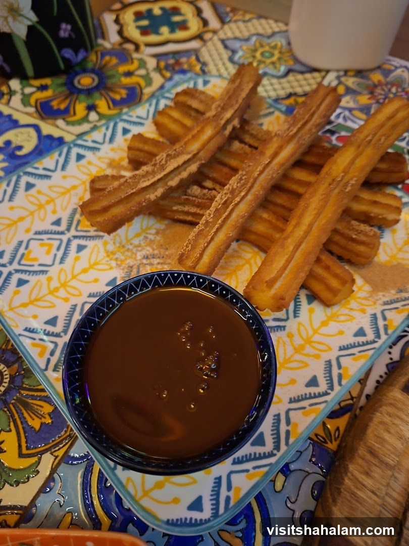 Churros with Chocolate Dip
