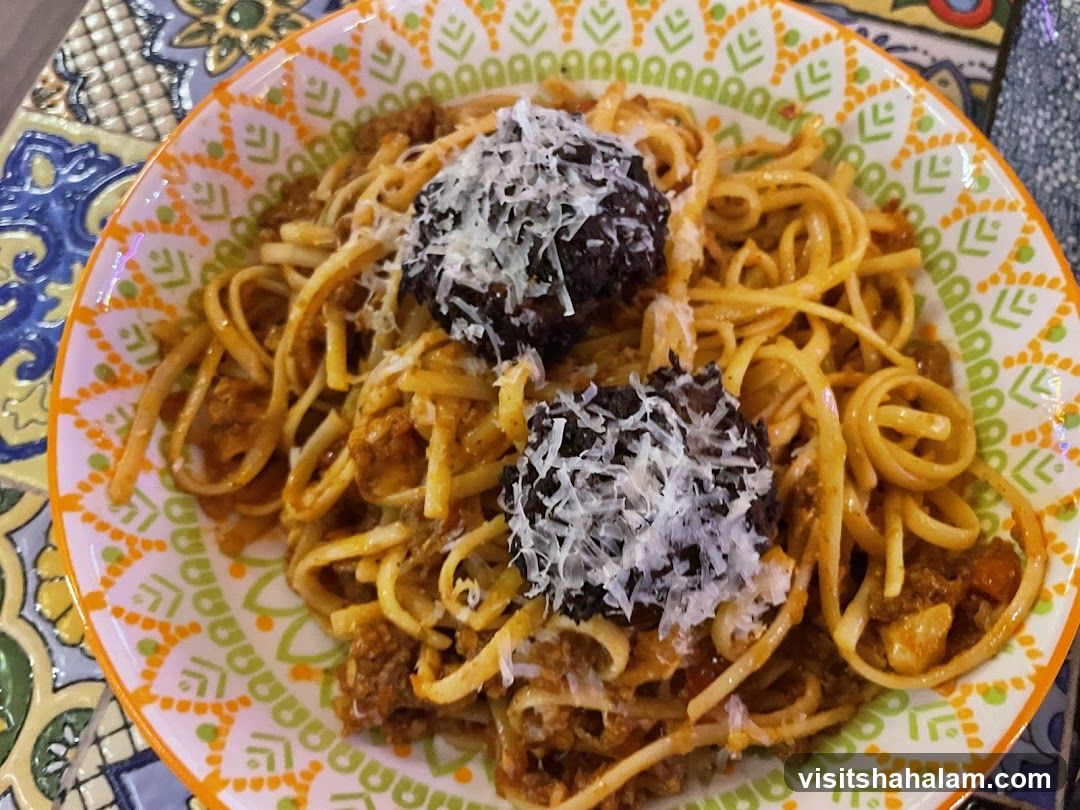 Spaghetti with Meatballs