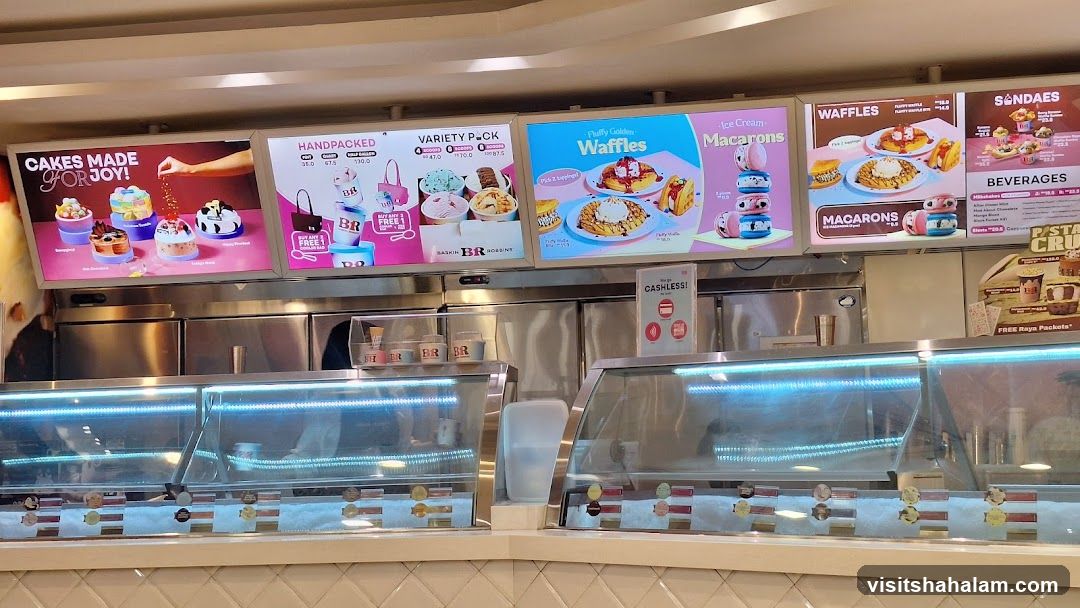Baskin Robbins Menu Display