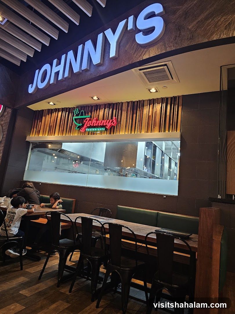 Johnny's Restaurant