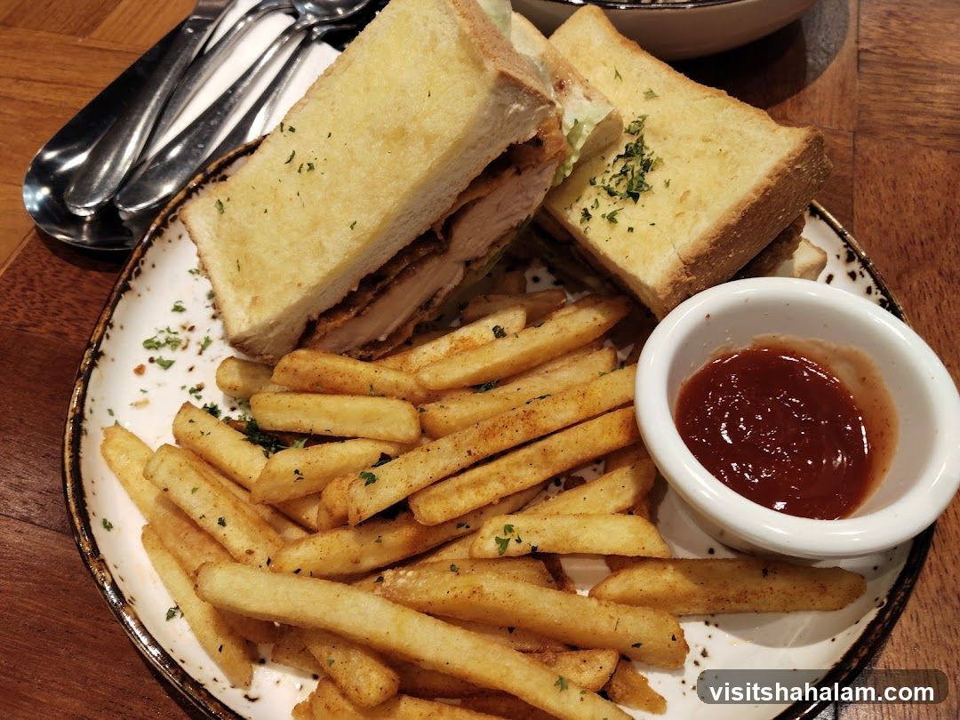 Chicken Sandwich with Fries