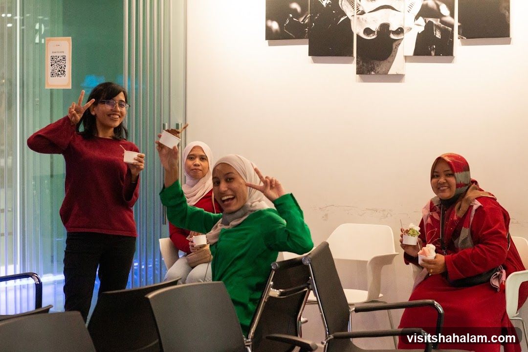 People enjoying ice cream