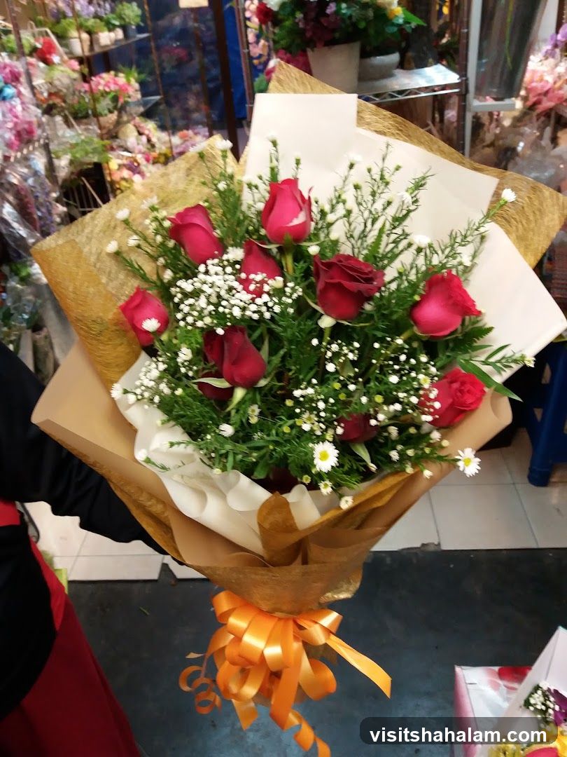 Bouquet of Red Roses