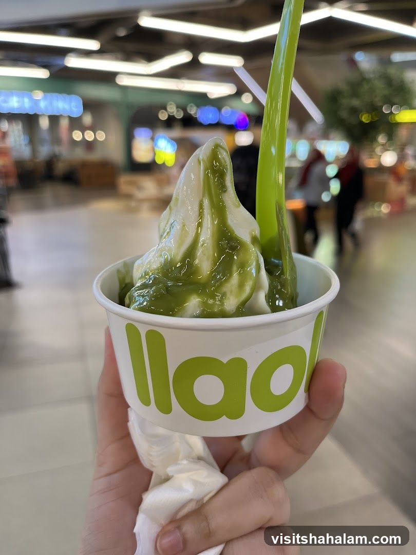 Frozen Yogurt with Matcha Drizzle