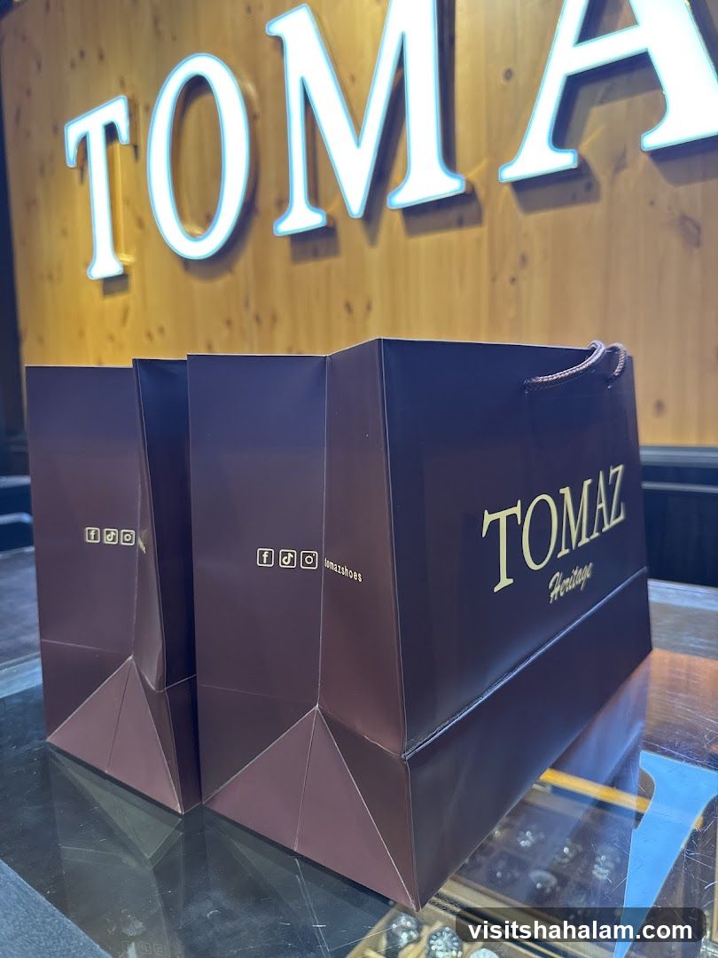 Shopping Bags with Brand Logo