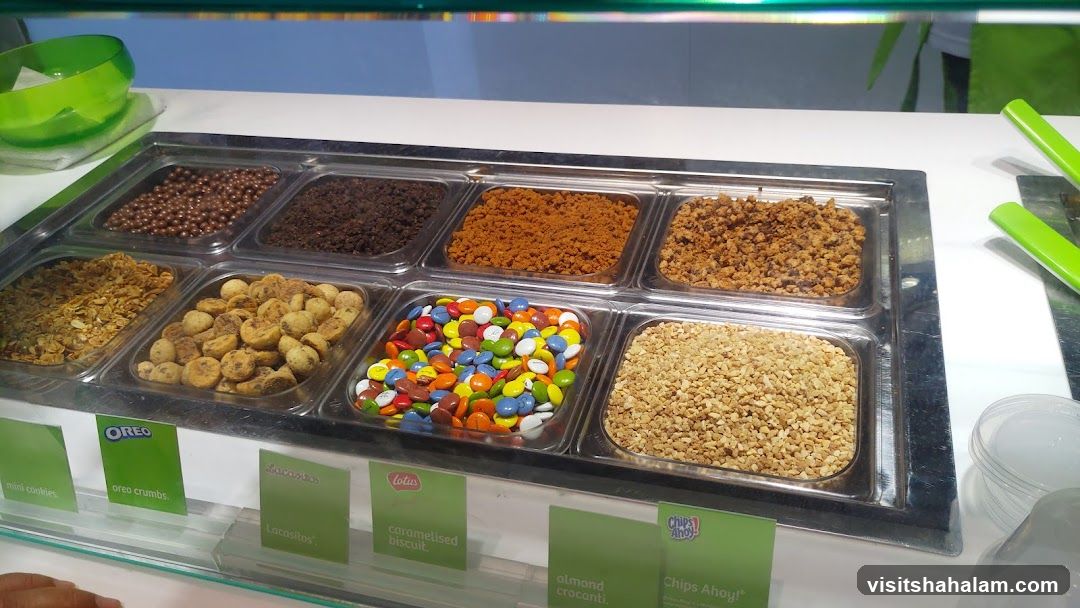 Toppings Bar