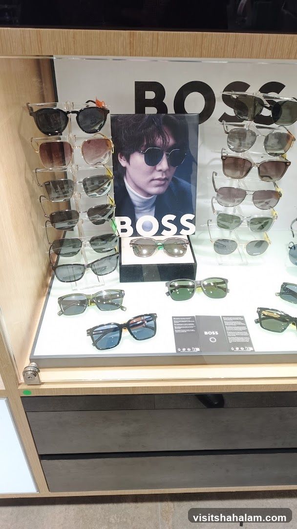 BOSS Sunglasses Display