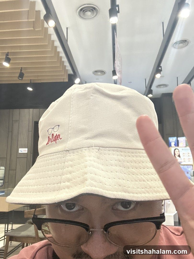 Person wearing a bucket hat