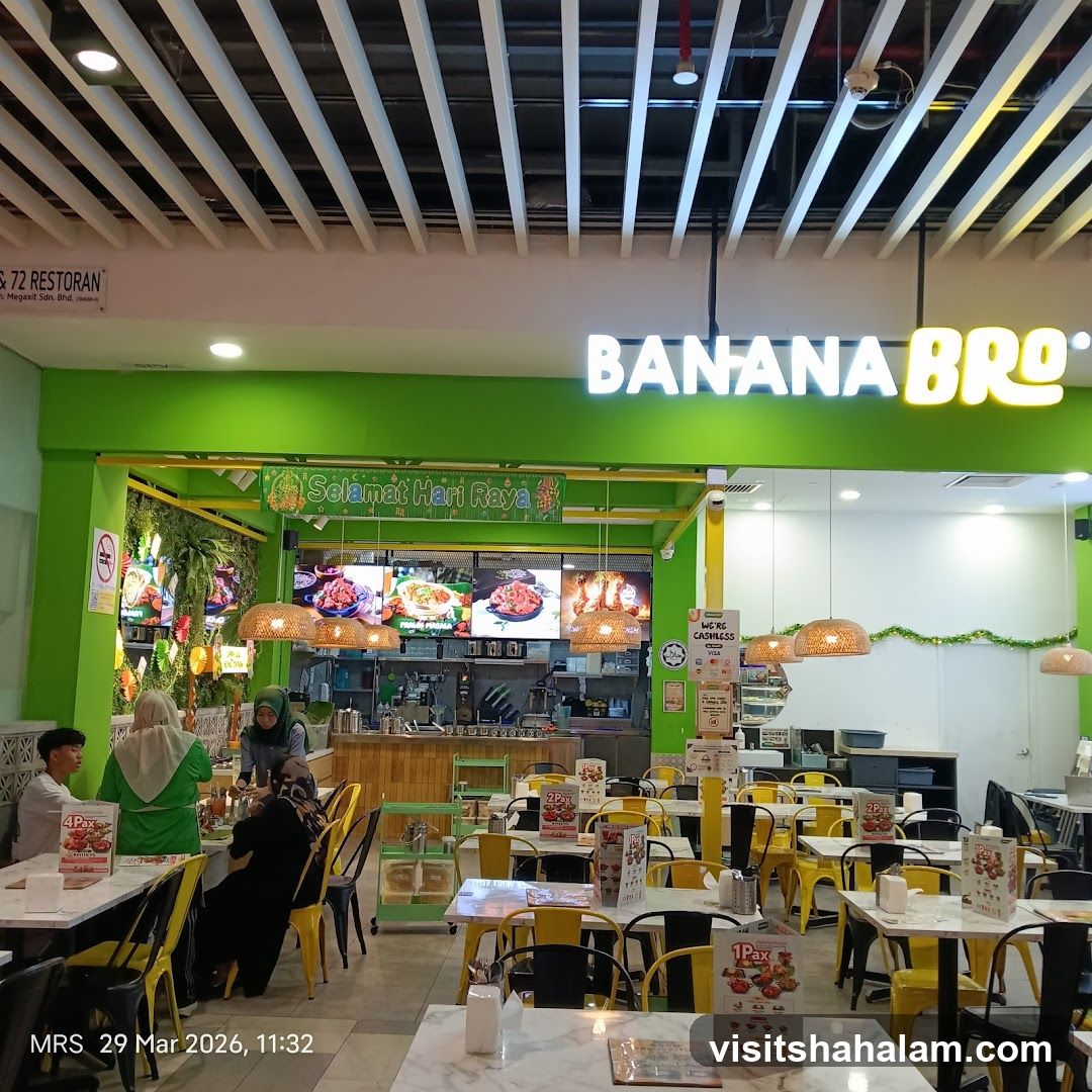 Banana Bro Restaurant Interior