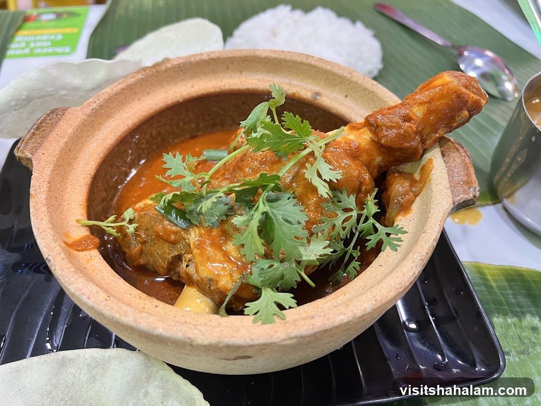Chicken Curry in Clay Pot