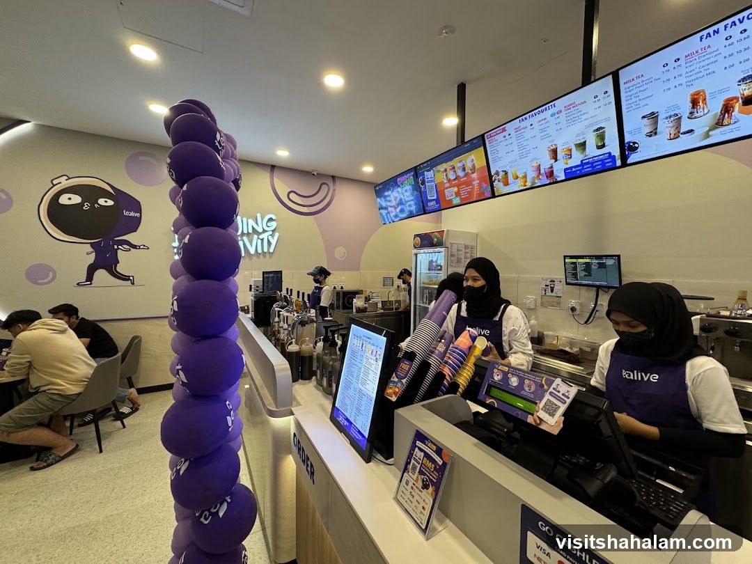 Tealive Store Interior