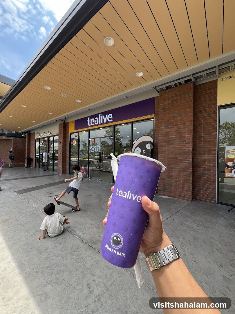 Tealive Drink and Storefront