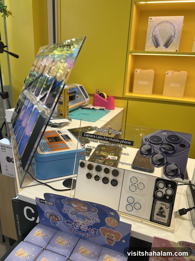 Gadget Store Display