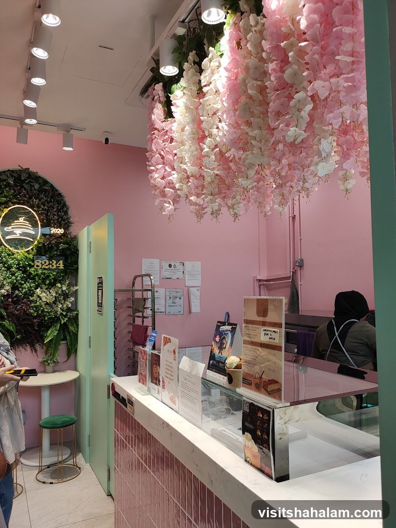Ice Cream Shop Counter