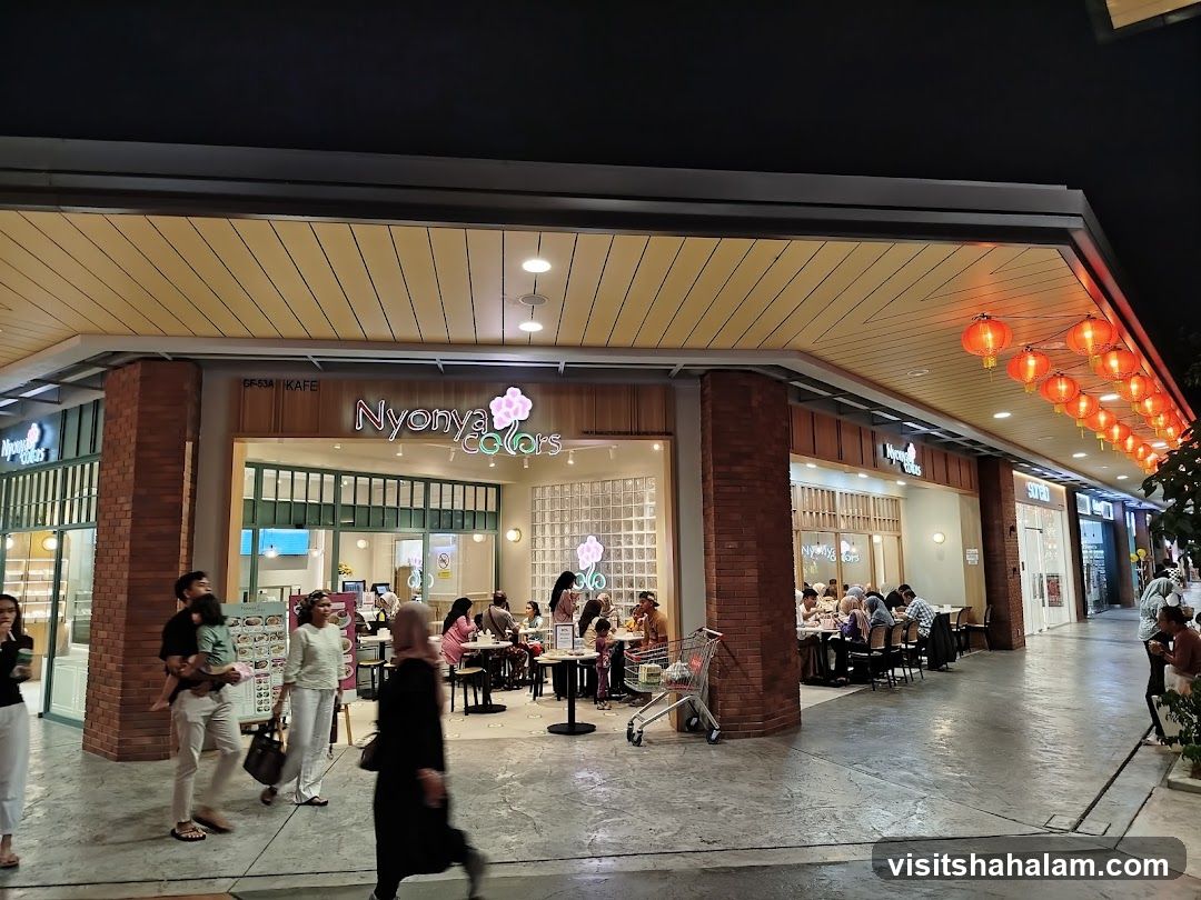 Nyonya Colors Cafe