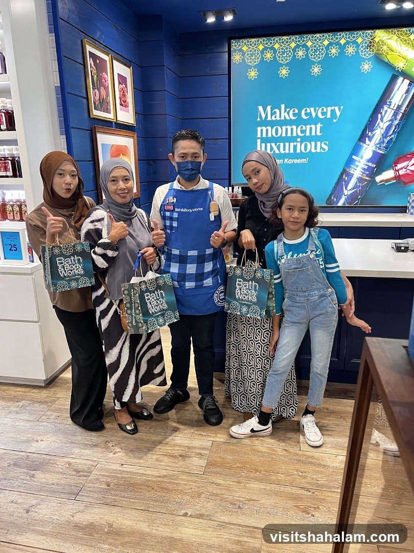 Customers and Staff at Bath & Body Works