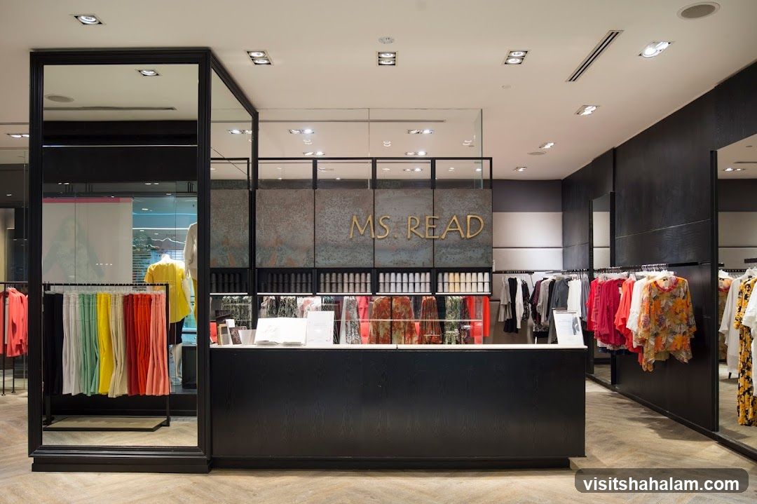 MS READ Clothing Store Interior