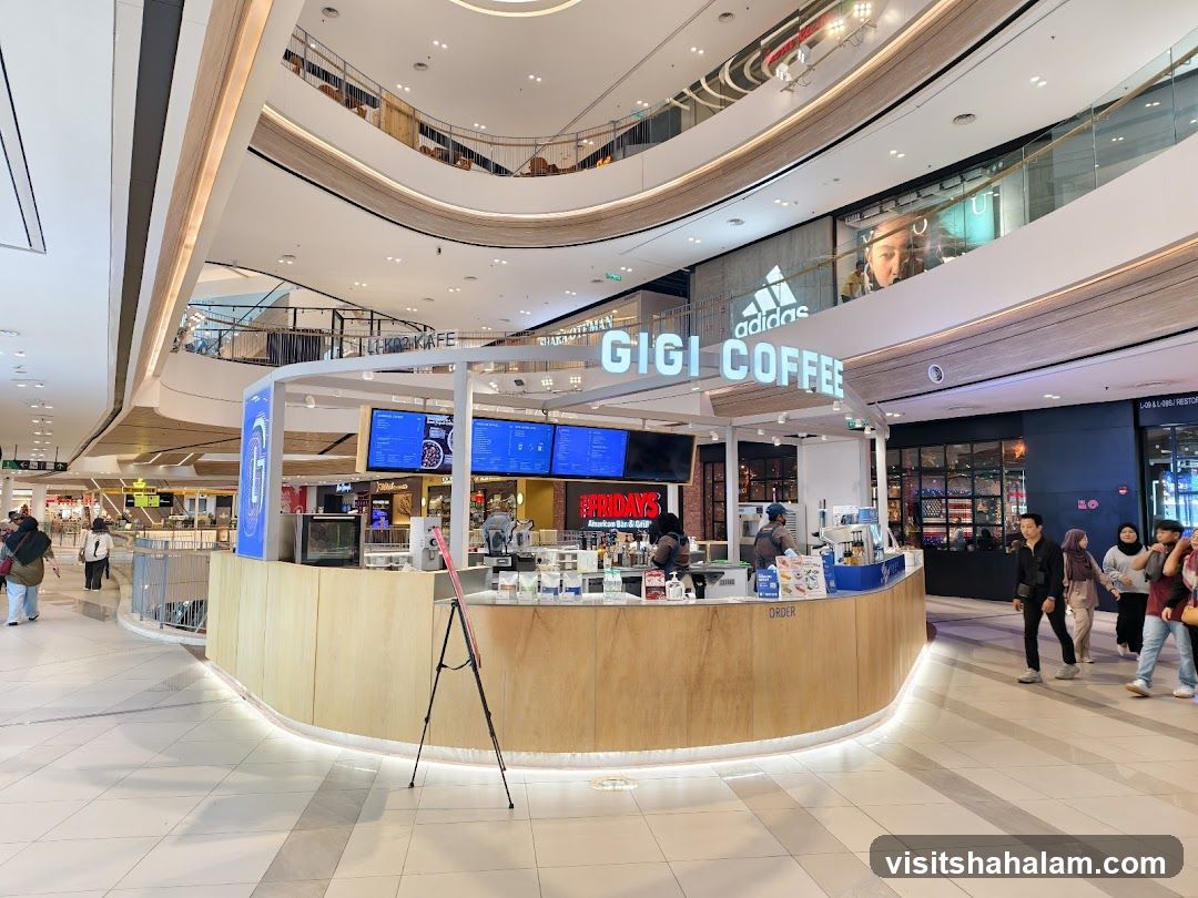 Gigi Coffee Kiosk in a Mall
