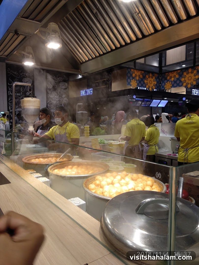 Food Stall with Staff