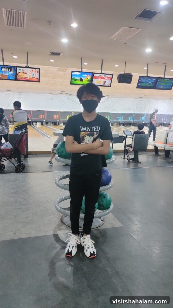 Bowling Alley