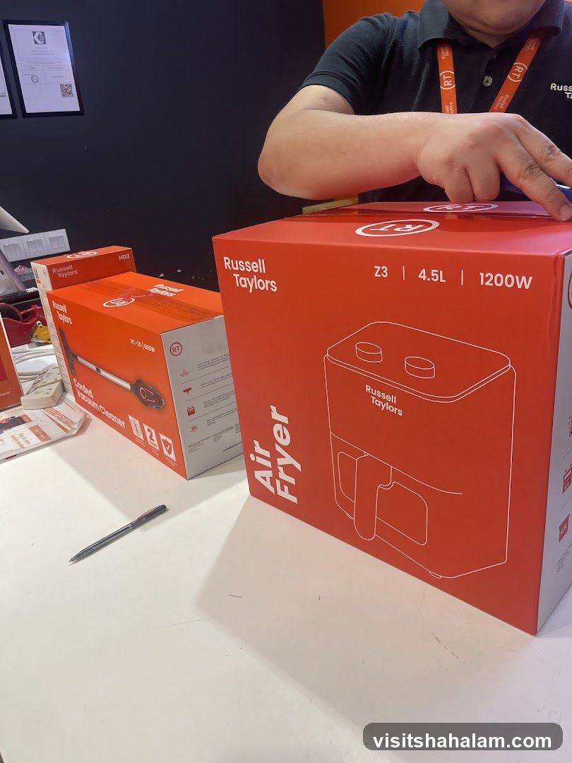 Russell Taylors Air Fryer and Vacuum Cleaner Boxes