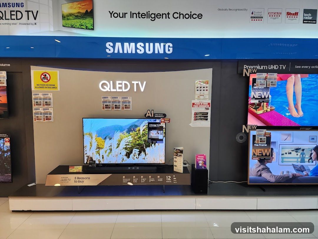 Samsung QLED TV Display
