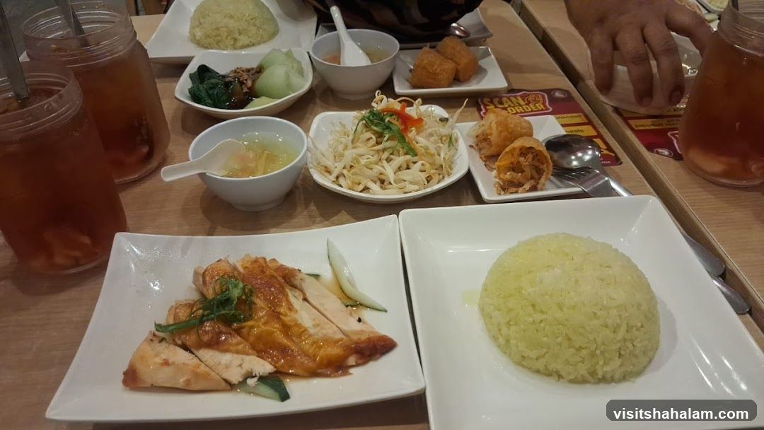 Hainanese Chicken Rice Meal