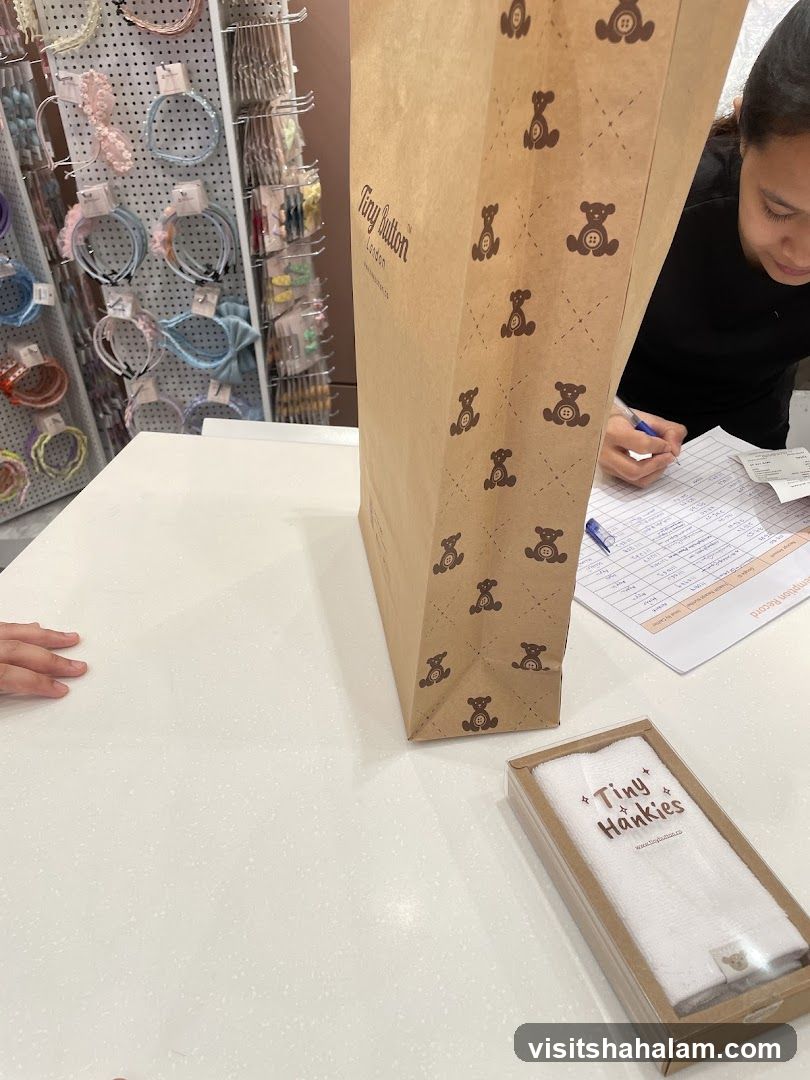 Shopping Bag and Hankies