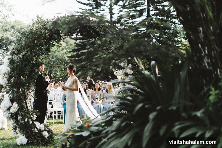 Arch & Vow Studio