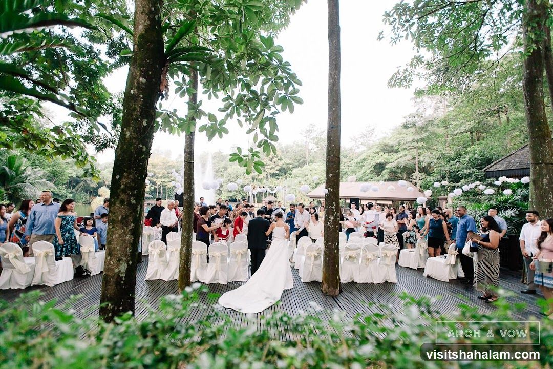 Outdoor Wedding Ceremony