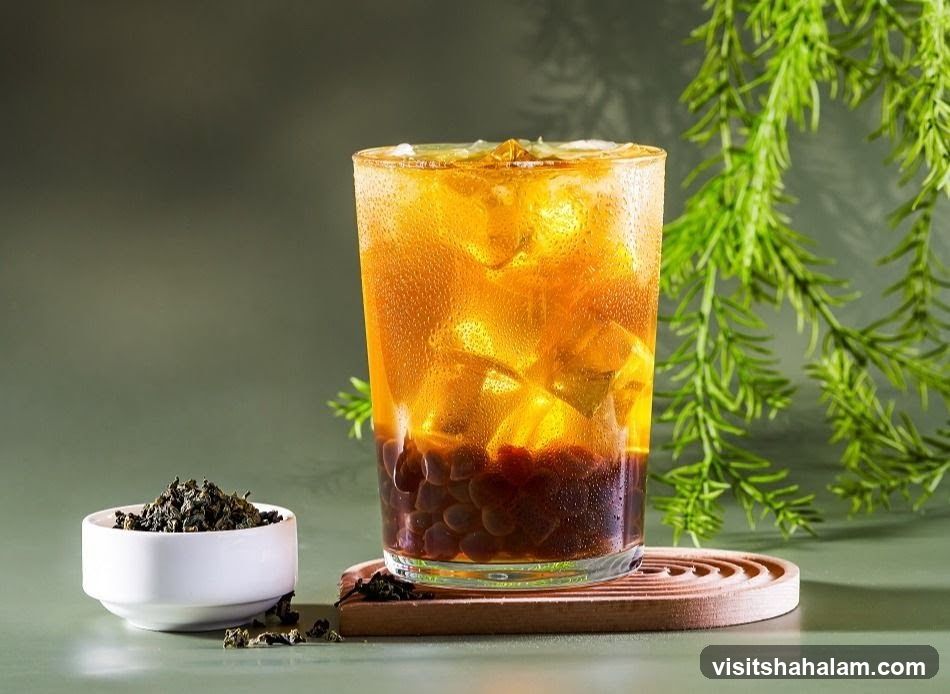 Bubble Tea with Tea Leaves