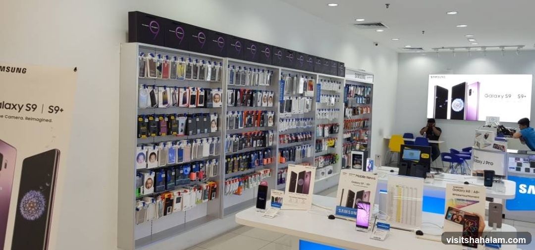 Samsung Store Interior